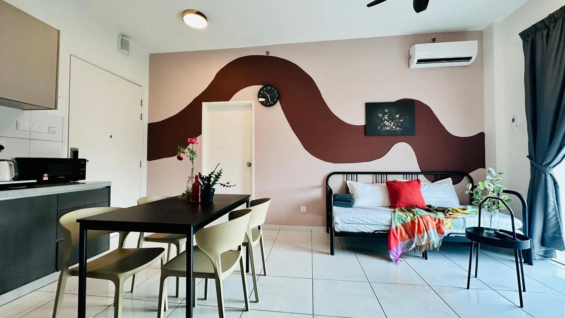 The Sun 1 Or 3Br Bayan Lepas 4 To 10 Pax Wl Daire