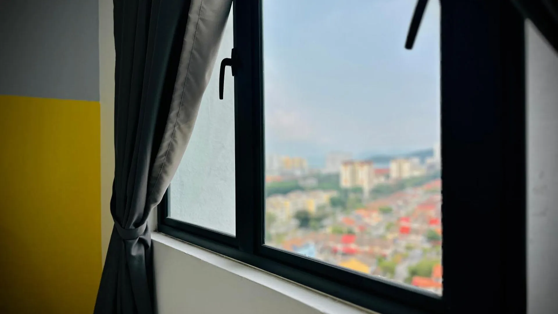 The Sun 1 Or 3Br Bayan Lepas 4 To 10 Pax Wl Apartment 0*,  Malaysia