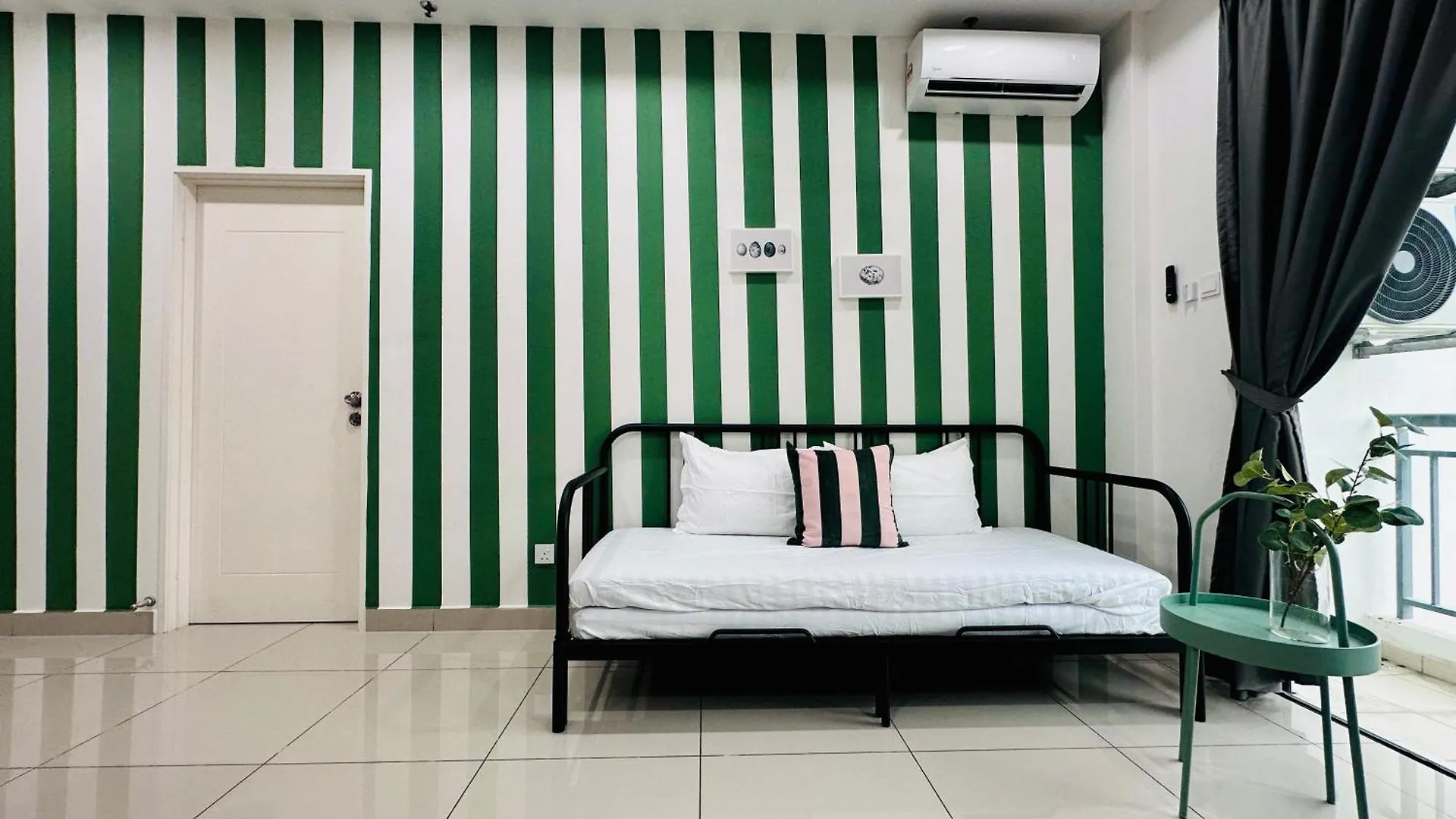 The Sun 1 Or 3Br Bayan Lepas 4 To 10 Pax Wl Apartment 0*,  Malaysia